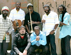 �� ����, �� �����: The Wailers �������� � �����-����������